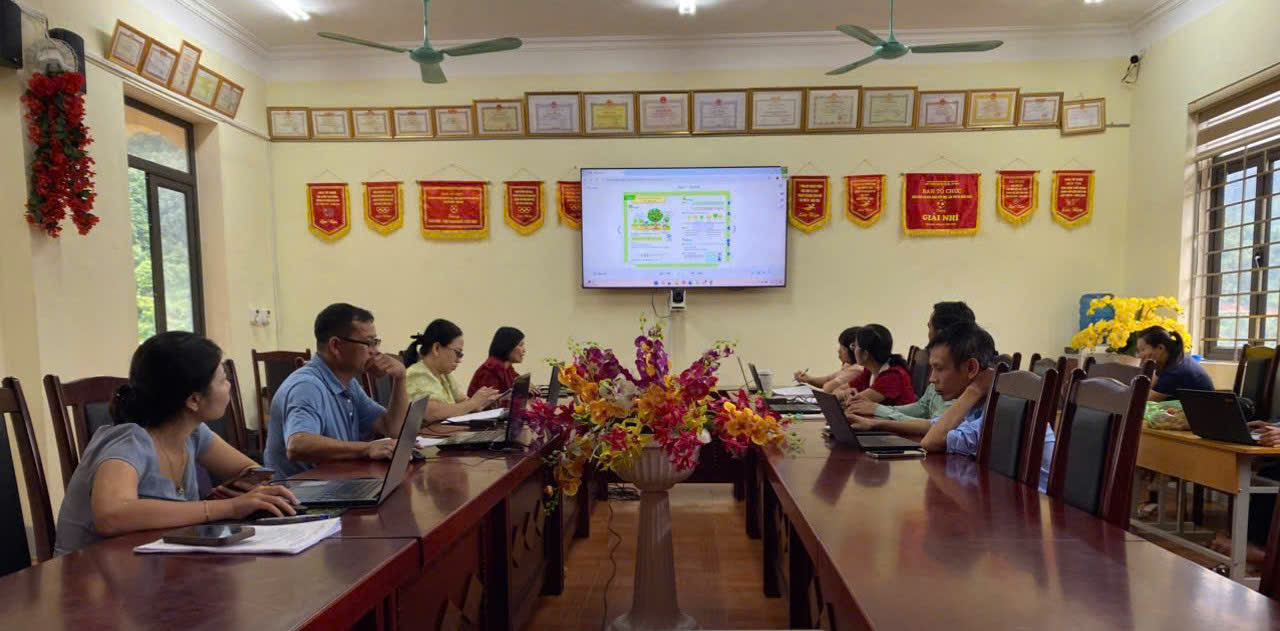 Hình ảnh tập huấn của thầy cô